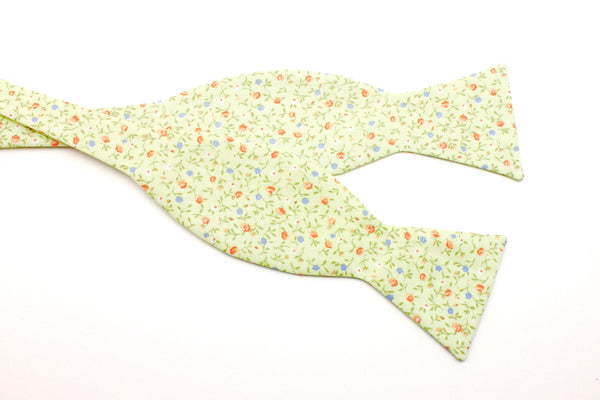 Pastel Green Floral Bow Tie