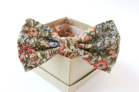 Green and Gold Floral Bow Tie