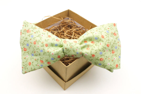 Pastel Green Floral Bow Tie
