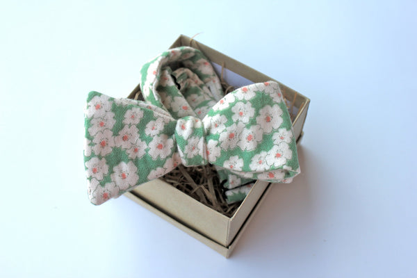 Green Floral Brushed Cotton Bow Tie